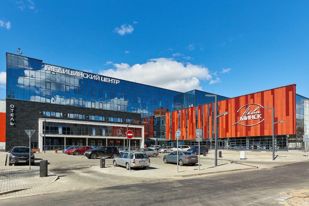 Aqua-Minsk Hotel Plus Екстериор снимка