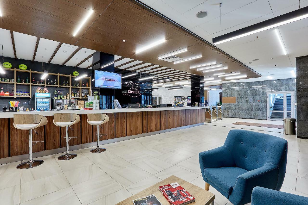 Aqua-Minsk Hotel Plus Екстериор снимка
